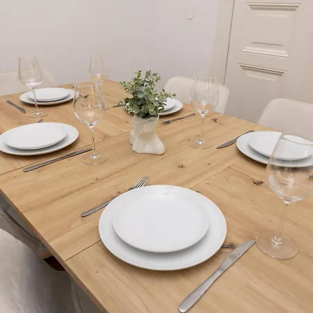 4 Grosse Kueche Balkon Am Maybachufer Appartement